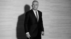 Présidentielle US: Robert Kennedy retire sa candidature, soutient Trump