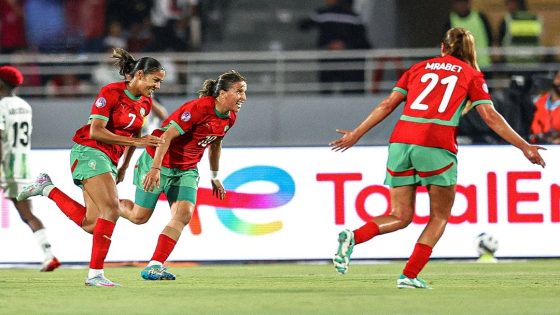 SM le Roi félicite les membres de la sélection nationale de football pour leur brillant parcours à la CAN féminine 2024