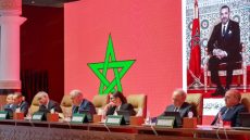 Le ministre de l’Intérieur tient une rencontre de travail avec les Walis et gouverneurs de l’Administration territoriale et des services centraux